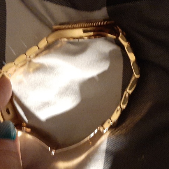 Ladies Watch - Picture 6 of 7